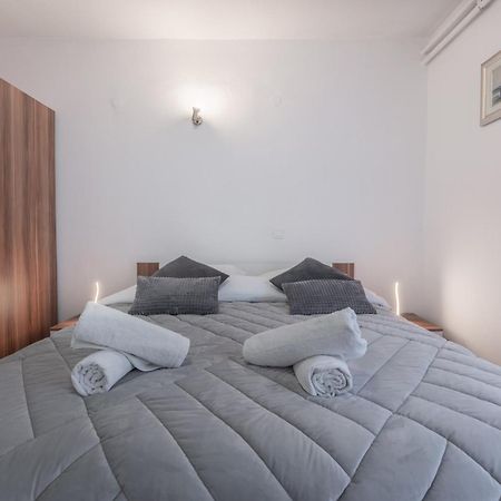 Apartman Lana Vidikovac 자다르 외부 사진