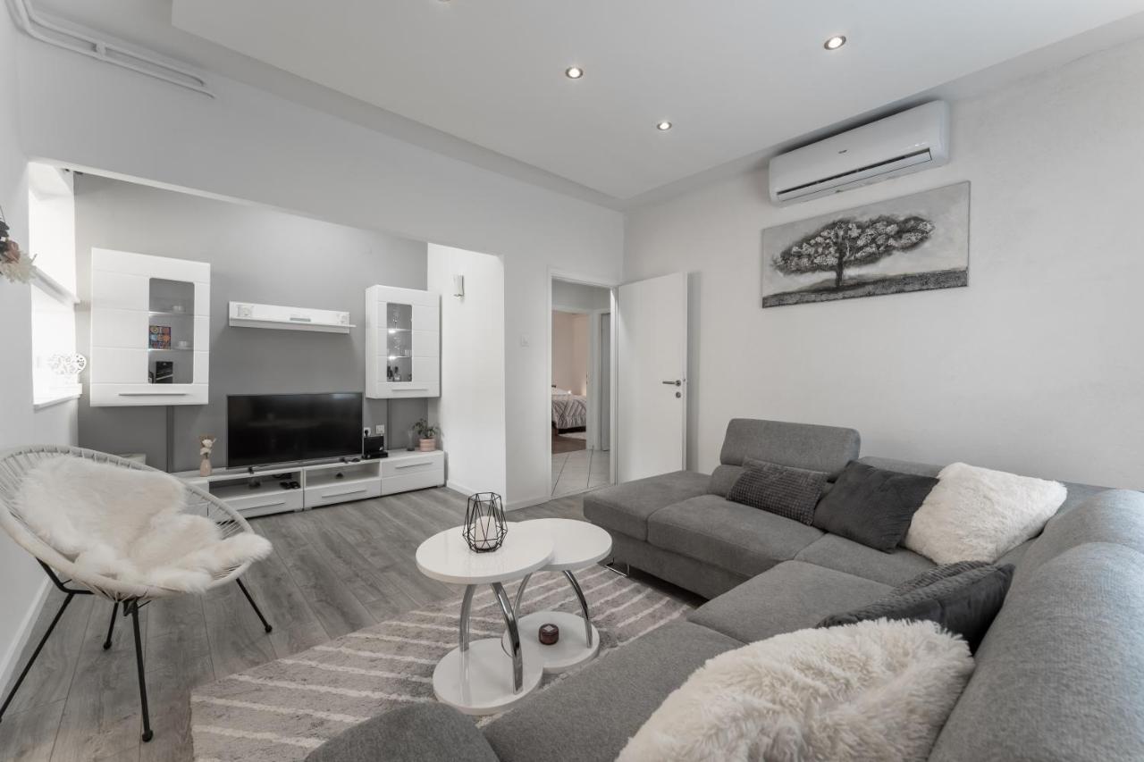 Apartman Lana Vidikovac 자다르 외부 사진