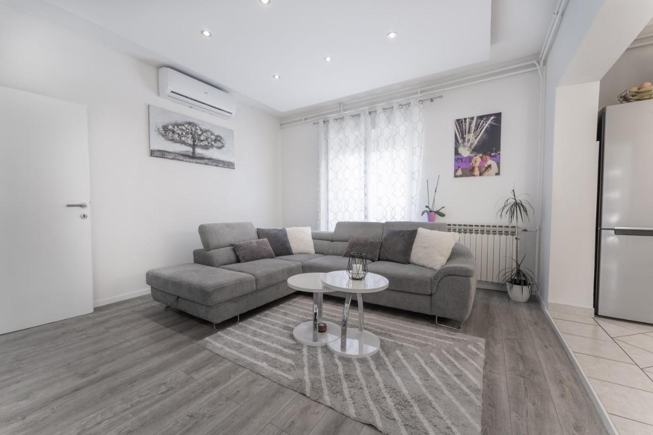 Apartman Lana Vidikovac 자다르 외부 사진